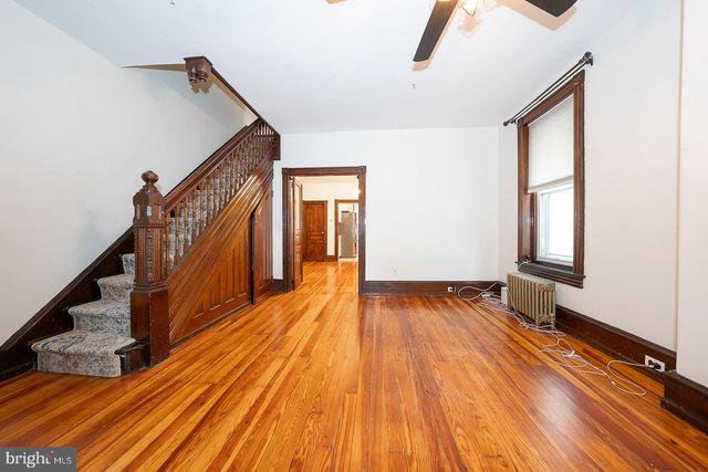 3740 MANAYUNK AVE, Philadelphia, PA 19128