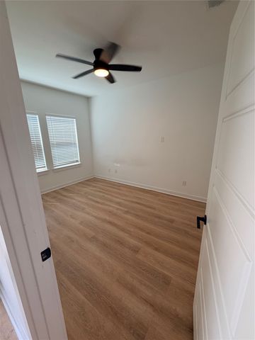 2823 Farragut Street, Dallas, TX 75215