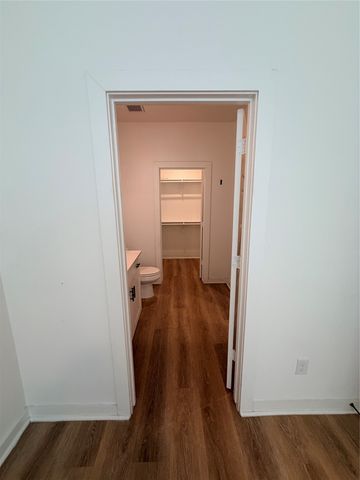 2823 Farragut Street, Dallas, TX 75215