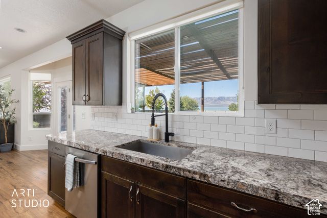 14 N SUNSET DR, Vineyard, UT 84059