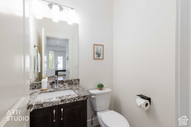 14 N SUNSET DR, Vineyard, UT 84059