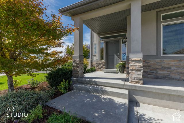 14 N SUNSET DR, Vineyard, UT 84059