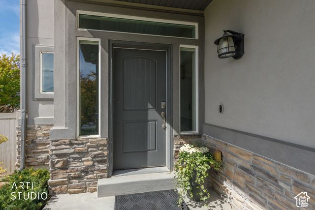 14 N SUNSET DR, Vineyard, UT 84059