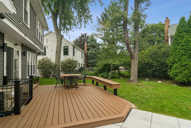 171 Southfield Drive, Vernon Hills, IL 60061
