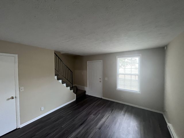 400 Gillespie Ct, Antioch, TN 37013