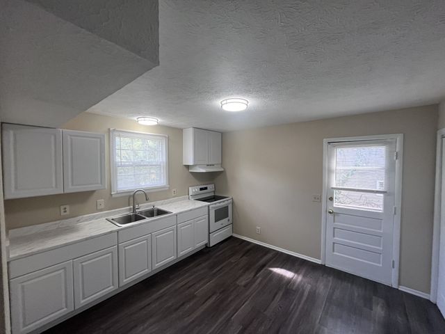 400 Gillespie Ct, Antioch, TN 37013