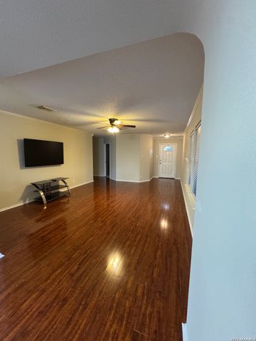 10114 Sandbrook Hill, San Antonio, TX 78254