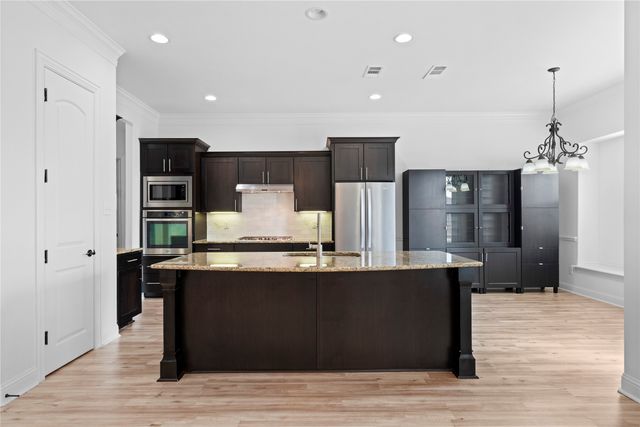 1205 Delaware Drive, Mansfield, TX 76063