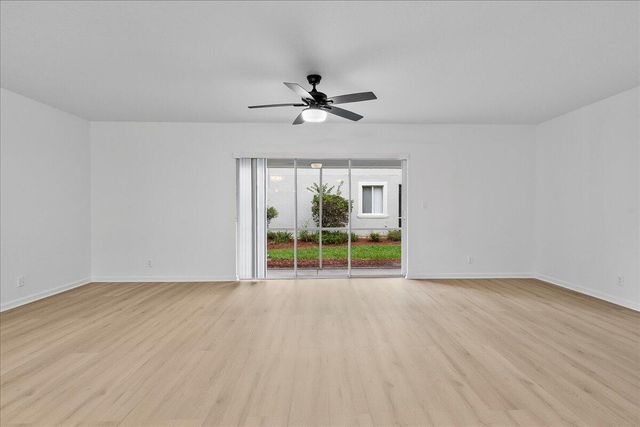 8128 BIG PINE Way, Riviera Beach, FL 33407