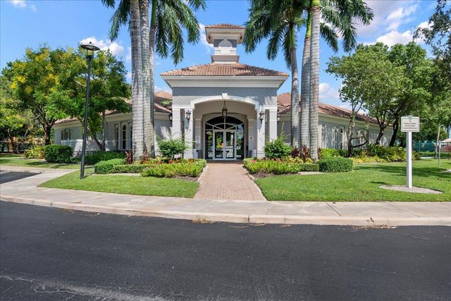 8128 BIG PINE Way, Riviera Beach, FL 33407