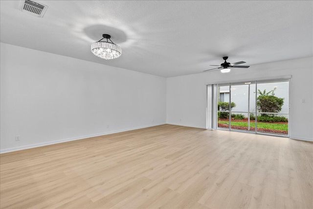 8128 BIG PINE Way, Riviera Beach, FL 33407