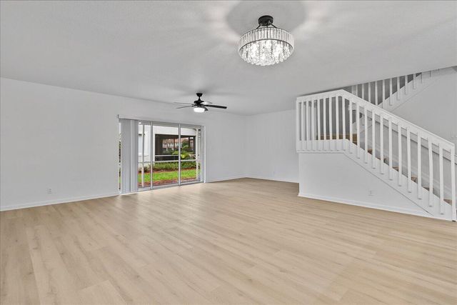 8128 BIG PINE Way, Riviera Beach, FL 33407