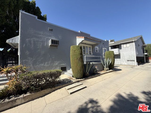 4254 Verdugo Road, Los Angeles, CA 90065
