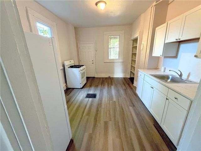 7709 Bennett St 1, Homewood Brushton, PA 15208