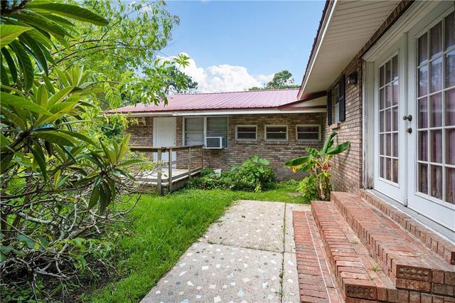 2751 Hamilton Boulevard, Theodore, AL 36582