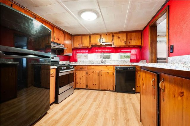 2751 Hamilton Boulevard, Theodore, AL 36582