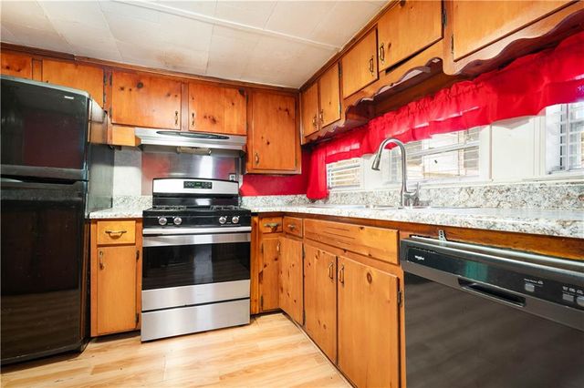 2751 Hamilton Boulevard, Theodore, AL 36582