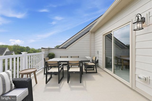 8747 NOETHER ST, Manassas, VA 20109