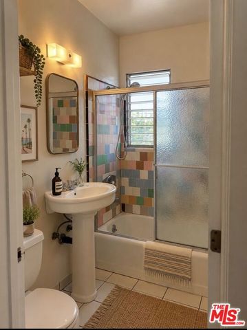5411 S Centinela Avenue 3, Los Angeles, CA 90066