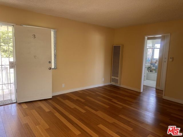 5411 S Centinela Avenue 3, Los Angeles, CA 90066