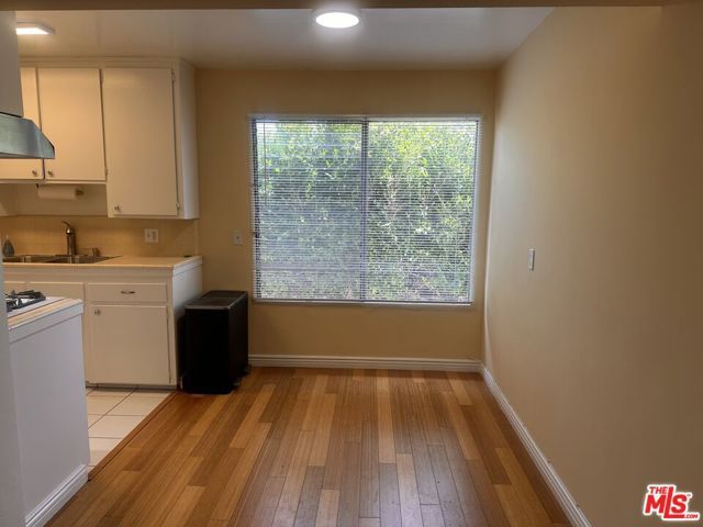 5411 S Centinela Avenue 3, Los Angeles, CA 90066