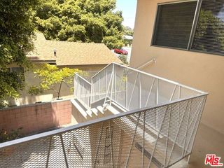 5411 S Centinela Avenue 3, Los Angeles, CA 90066