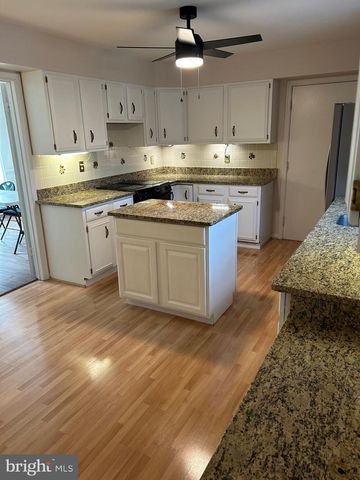 9221 GREENHOUSE CIR, Baltimore, MD 21236