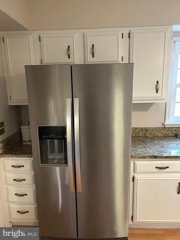 9221 GREENHOUSE CIR, Baltimore, MD 21236