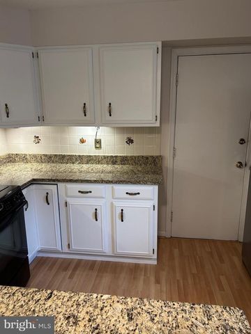 9221 GREENHOUSE CIR, Baltimore, MD 21236