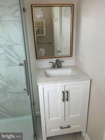 9221 GREENHOUSE CIR, Baltimore, MD 21236