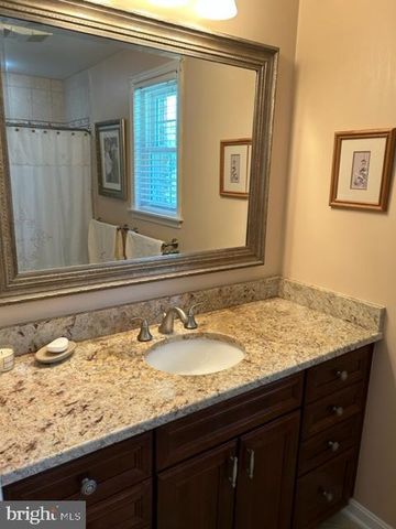 9221 GREENHOUSE CIR, Baltimore, MD 21236