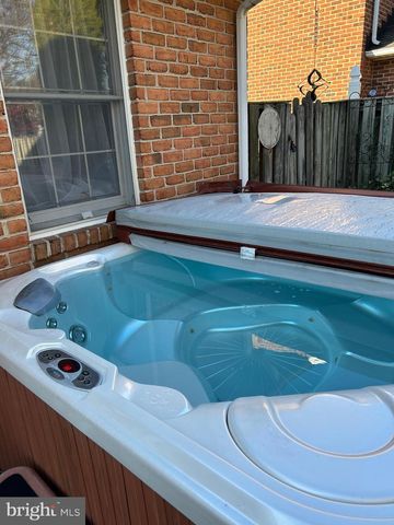 9221 GREENHOUSE CIR, Baltimore, MD 21236