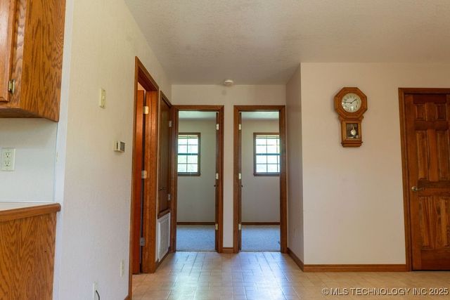 2703 E 2010 Road, Hugo, OK 74743