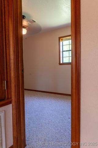 2703 E 2010 Road, Hugo, OK 74743