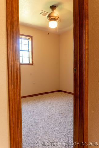 2703 E 2010 Road, Hugo, OK 74743