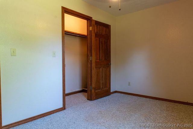 2703 E 2010 Road, Hugo, OK 74743