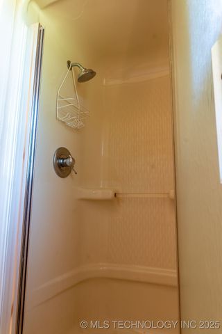 2703 E 2010 Road, Hugo, OK 74743