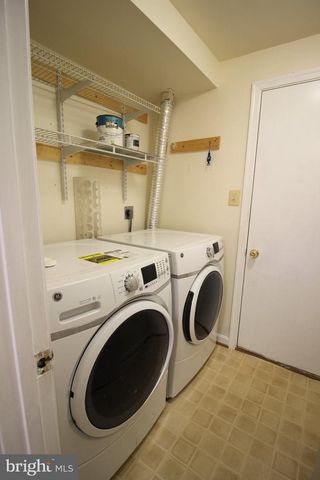 21161 CROCUS TER, Ashburn, VA 20147