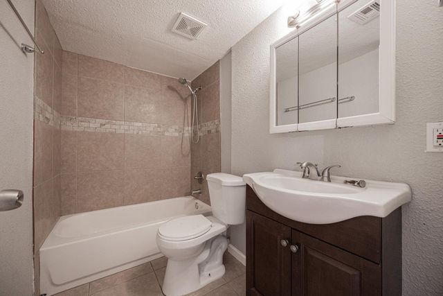 349 N 11th Street 106, Phoenix, AZ 85006