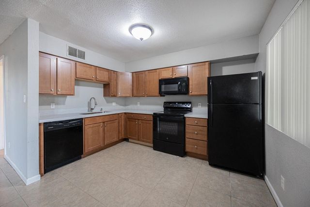 349 N 11th Street 106, Phoenix, AZ 85006