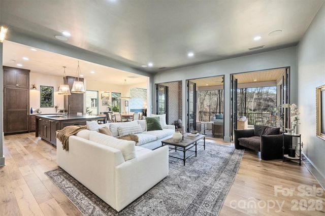 1521 Reflection Pointe Boulevard, Belmont, NC 28012