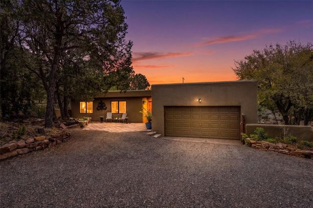 7 Cibola Circle, Santa Fe, NM 87505