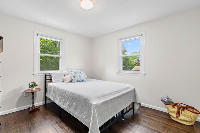 468 Underwood St, Holliston, MA 01746