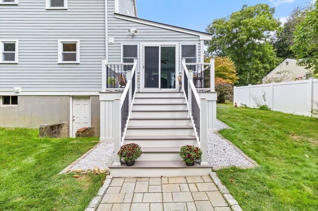 468 Underwood St, Holliston, MA 01746