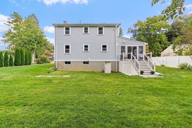 468 Underwood St, Holliston, MA 01746