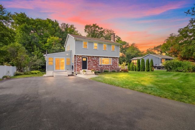 468 Underwood St, Holliston, MA 01746