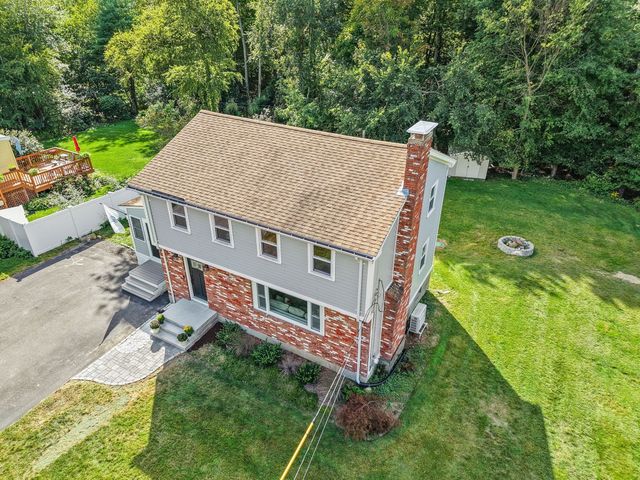 468 Underwood St, Holliston, MA 01746