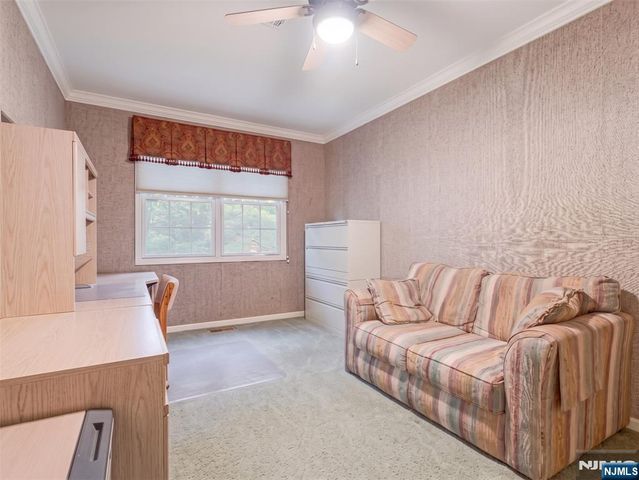 9 Goffle Brook Court 205, Hawthorne, NJ 07506