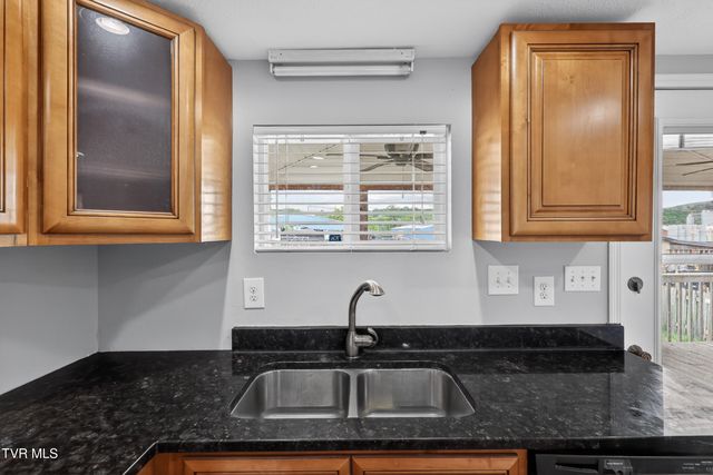 2112 East Myrtle Avenue, Johnson City, TN 37601