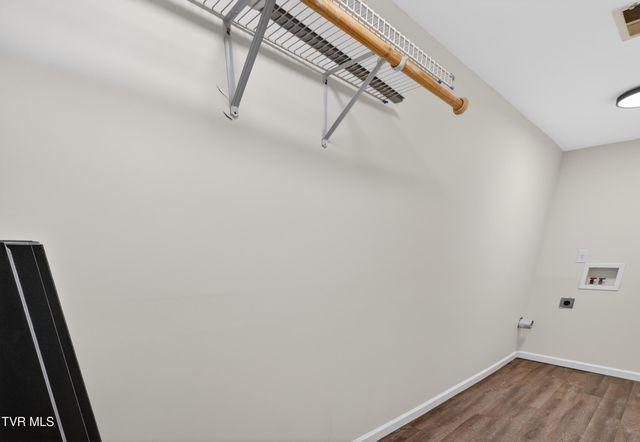 2112 East Myrtle Avenue, Johnson City, TN 37601